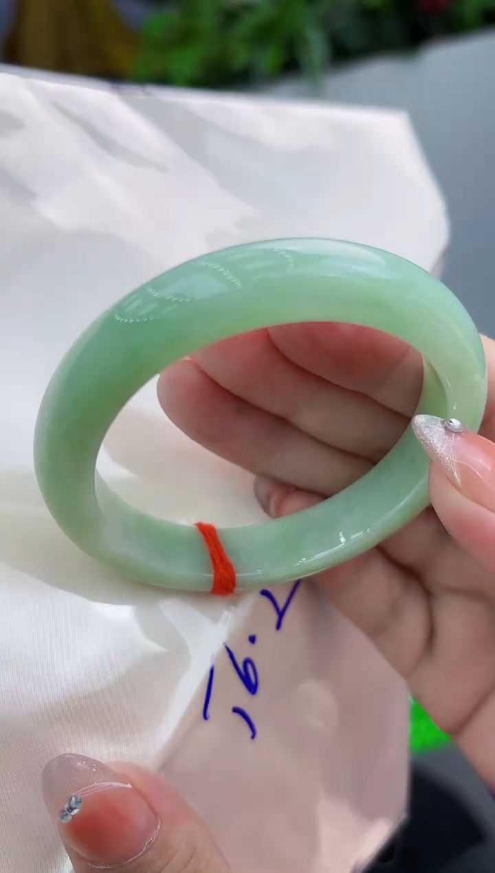 【闪购商品】翡翠手镯未镶嵌翡翠手镯
