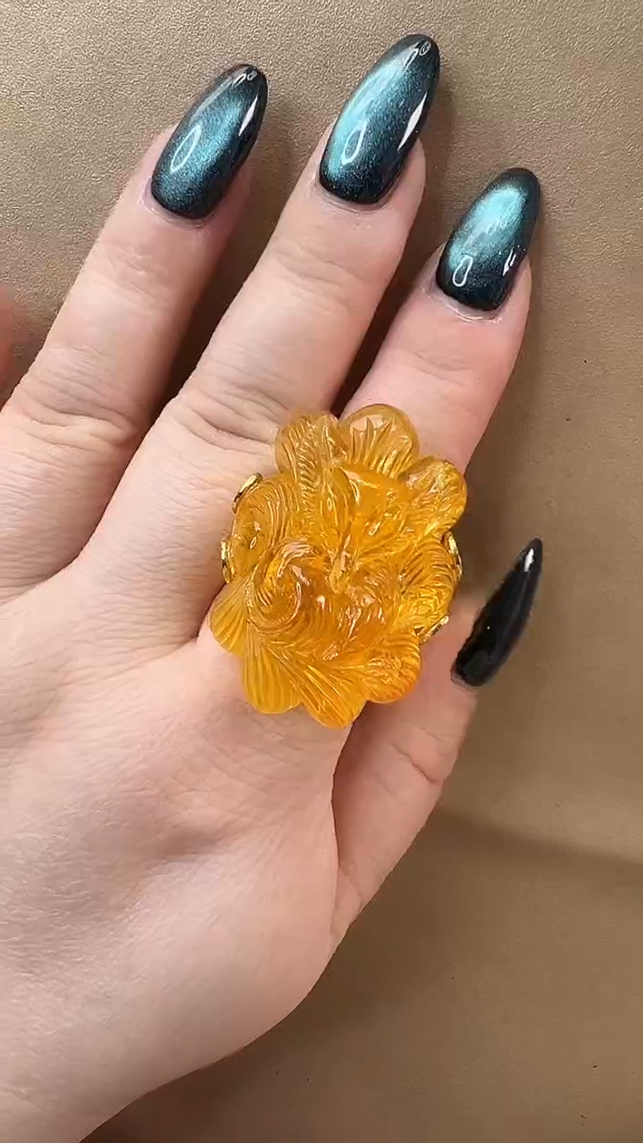 琥珀颈饰未镶嵌戒指