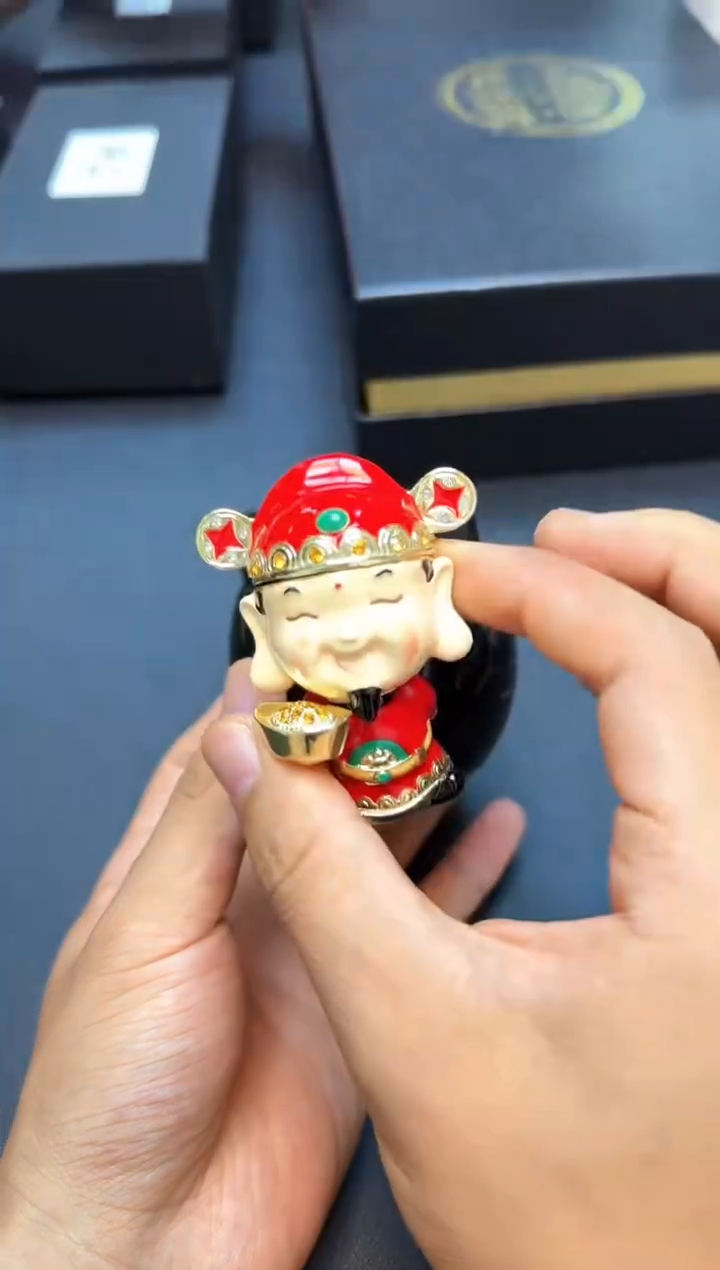 瓷片全新正品一件不留@@WE684