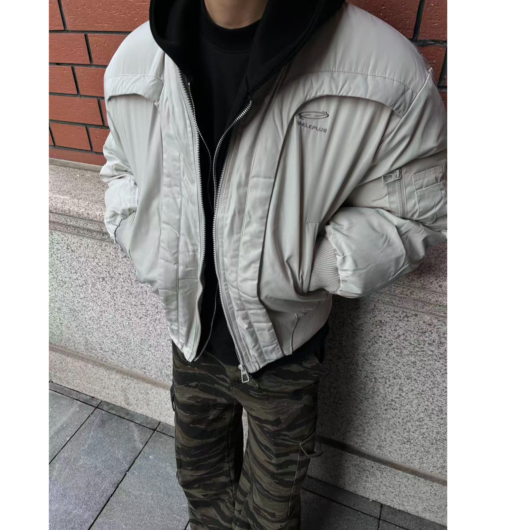 冬季 几何解构弧形飞行棉服夹克保暖棒球衣领