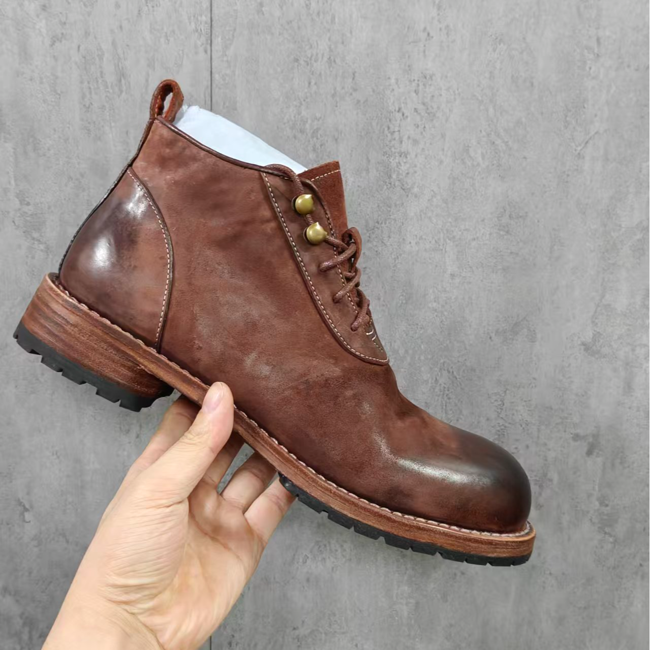 清货  复古水洗磨面马臀皮登山靴机车靴固手工特异系带马丁靴短靴