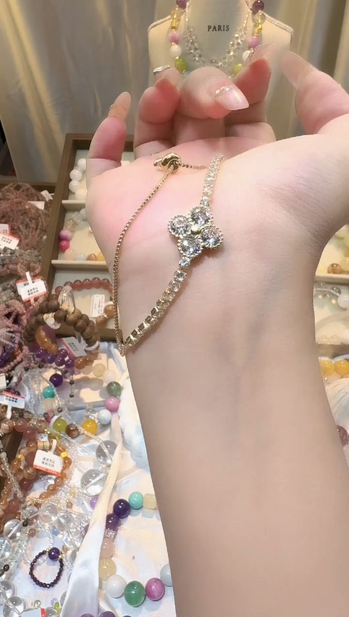 水晶手链未镶嵌4号锆石手链