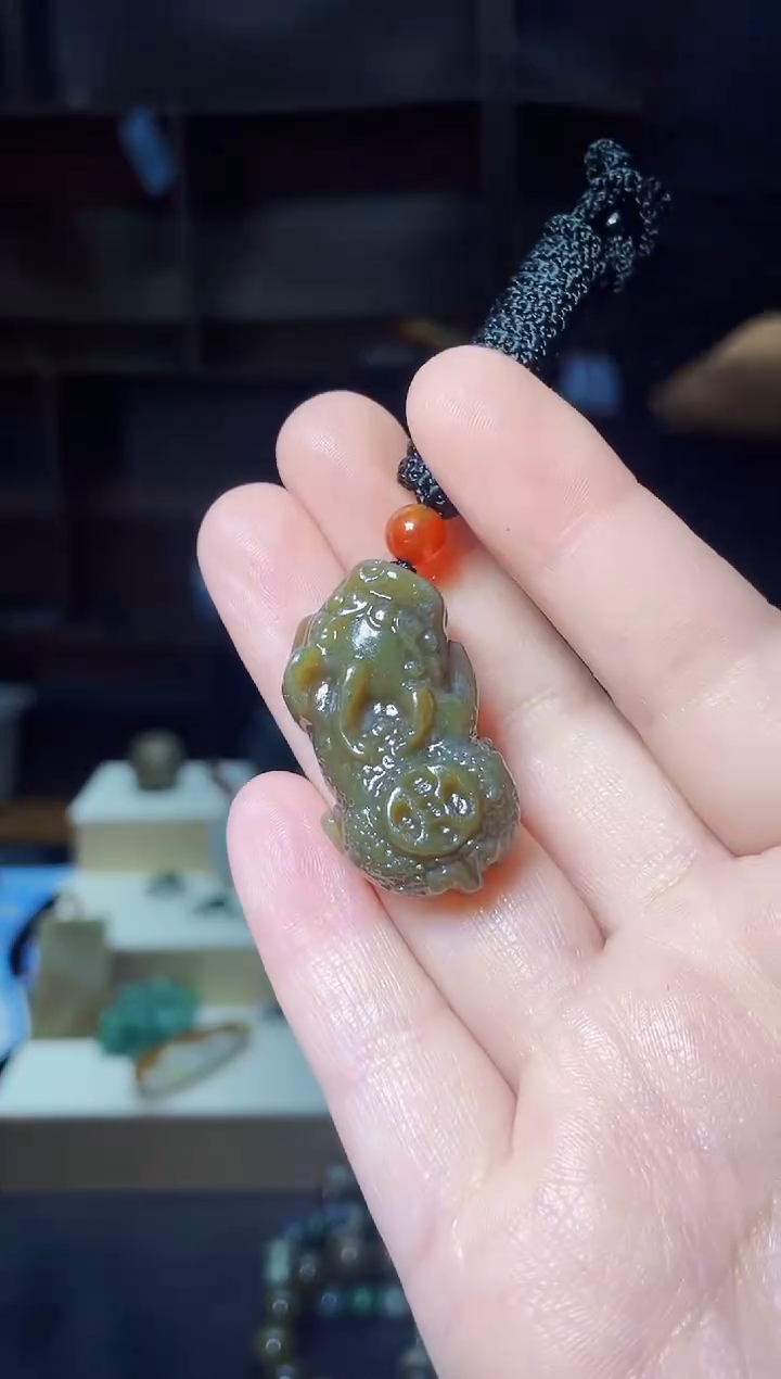 【闪购商品】和田玉颈饰未镶嵌1