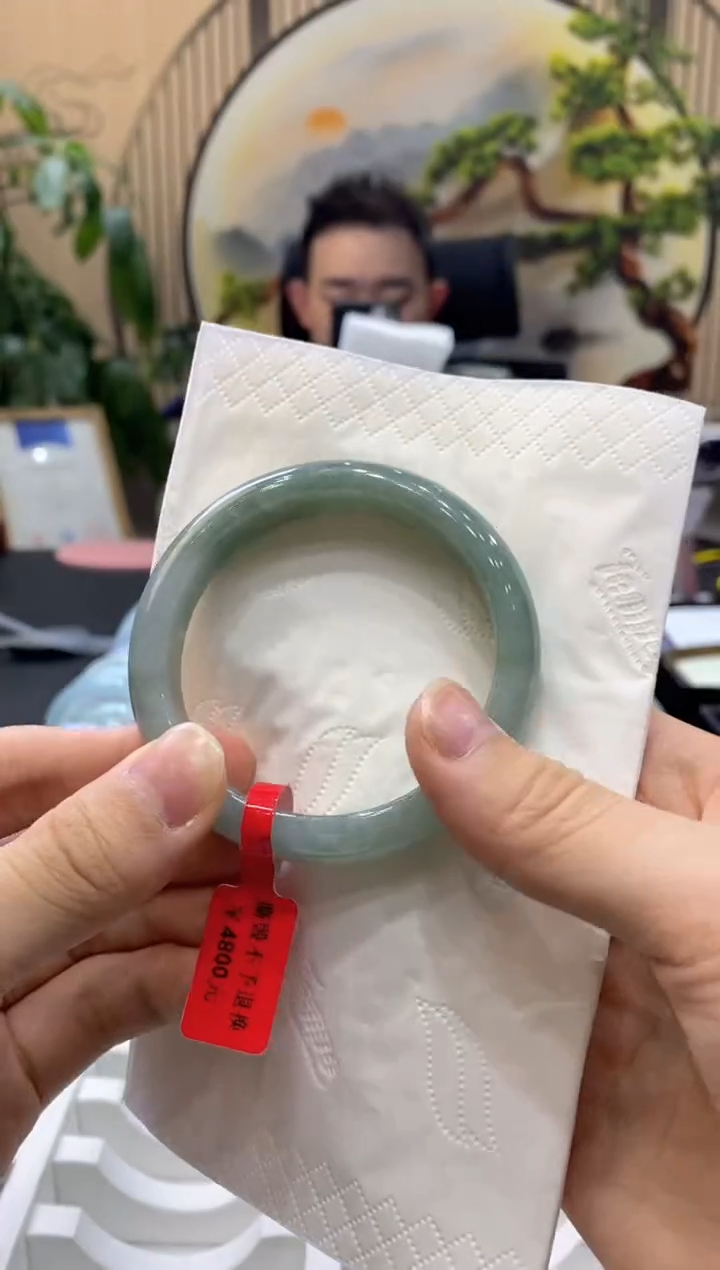 【闪购商品】翡翠手镯未镶嵌000002932