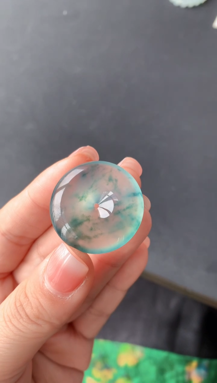 定制翡翠未镶嵌0129818979