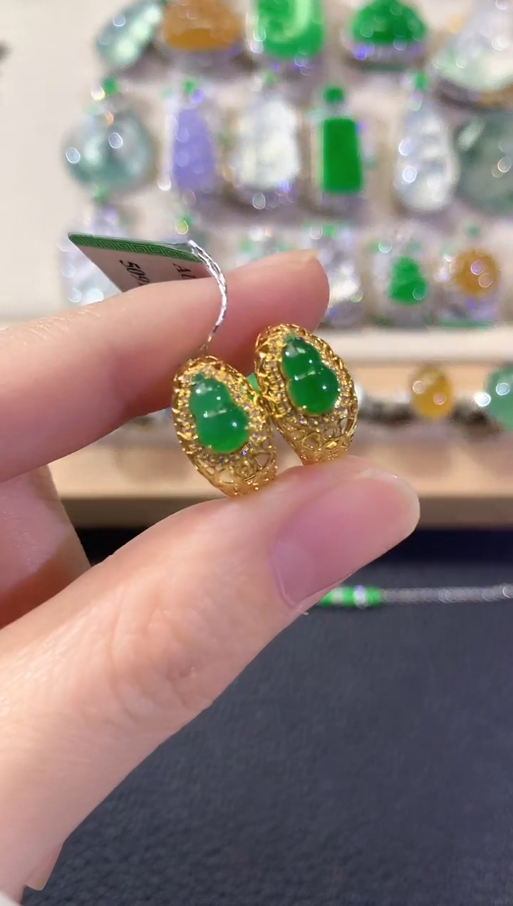 18K金镶嵌翡翠耳饰冬日珠宝E8