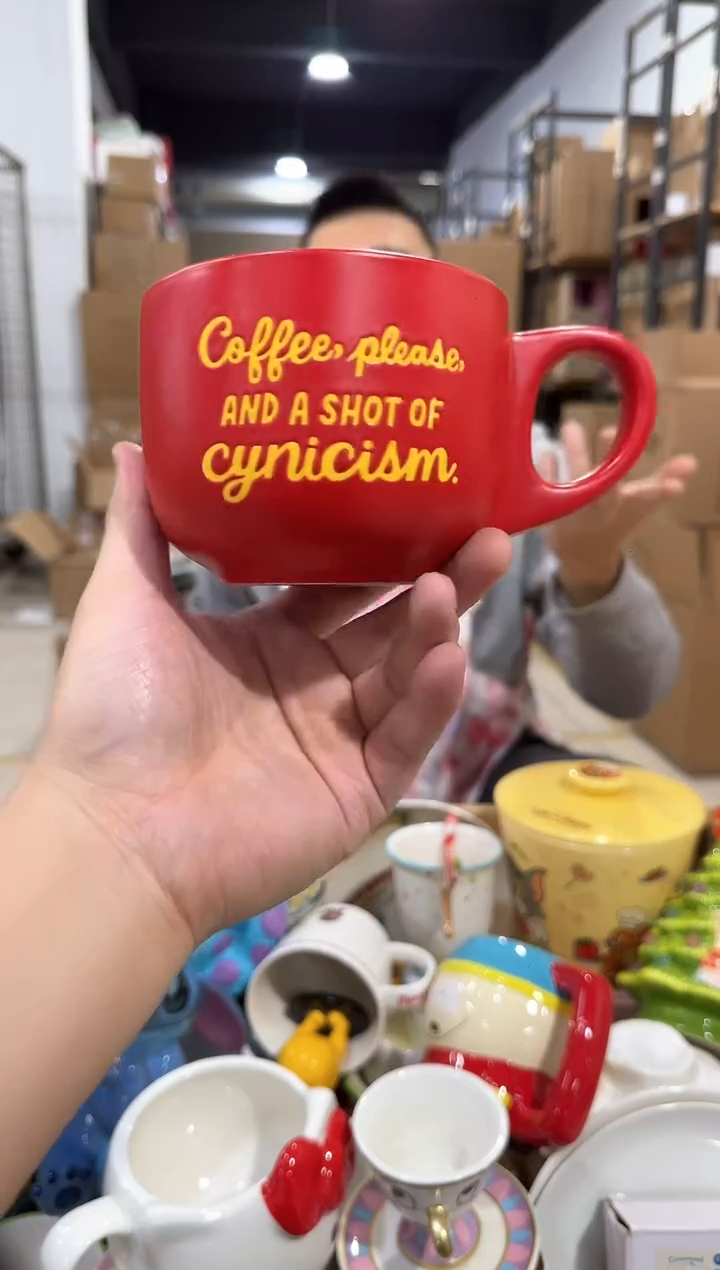 瓷片红色hm早餐杯