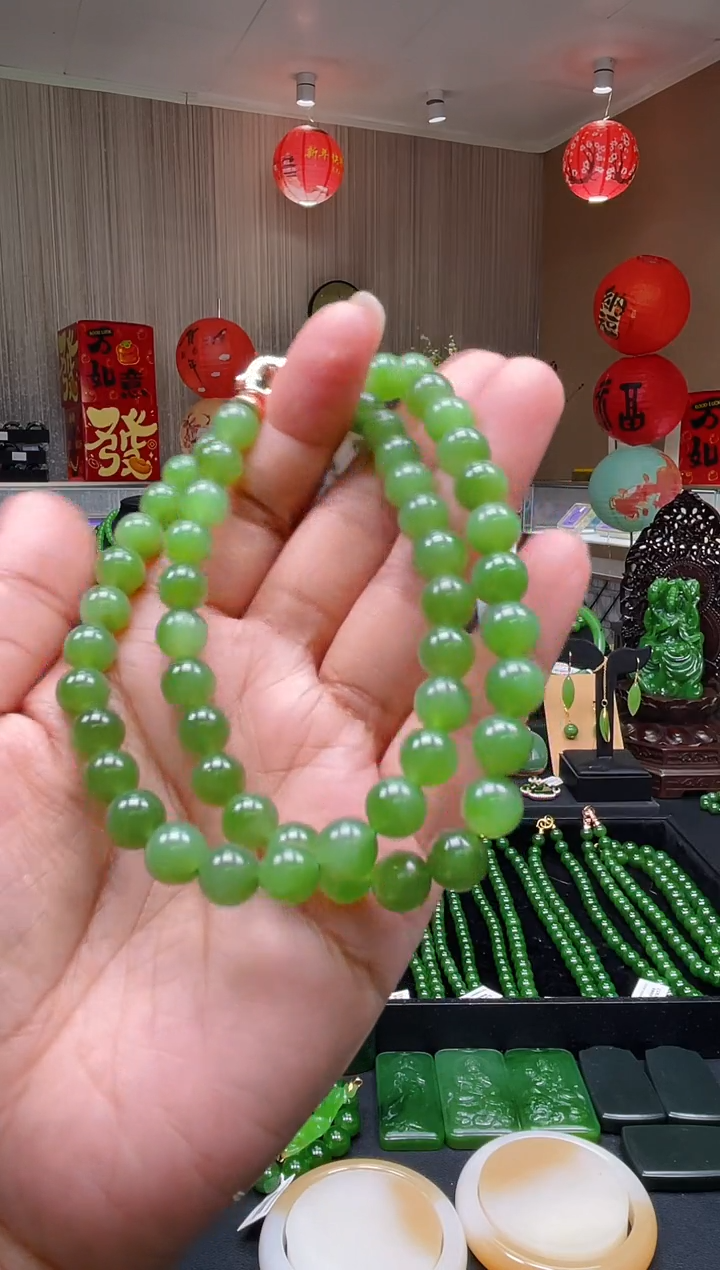【闪购商品】和田玉（碧玉）项链未镶嵌±8mm 浅阳绿项链