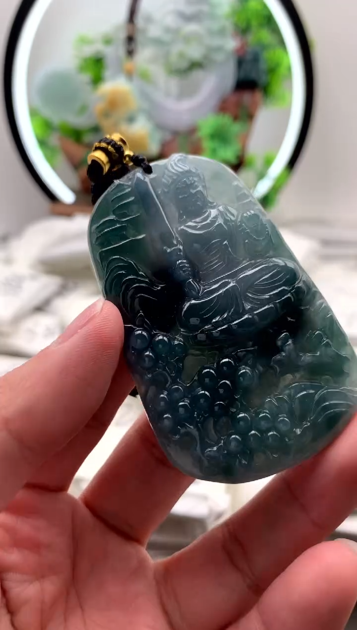 【闪购商品】翡翠颈饰未镶嵌不动明王