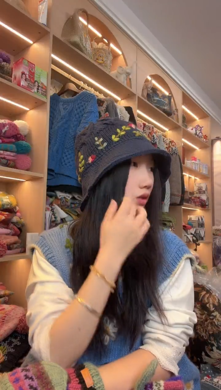 羊毛美利奴藏青色渔夫帽