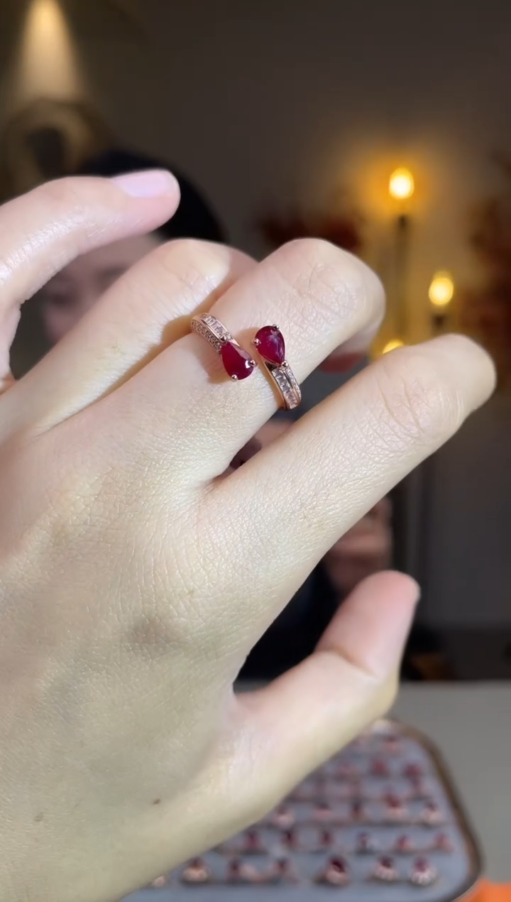 银S925镶嵌手饰红宝石手饰