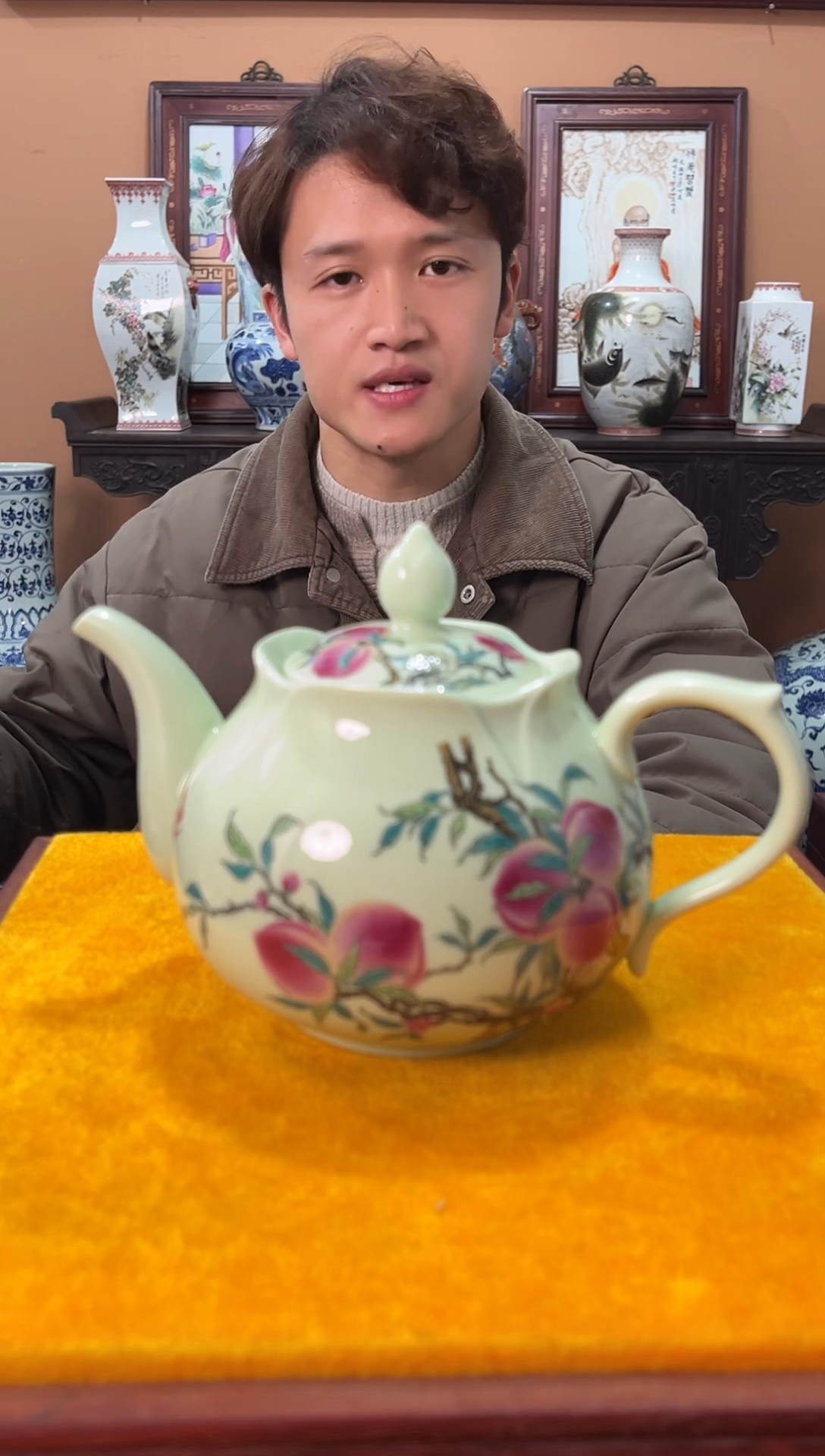 杯子瓷珐琅彩九桃五福茶壶