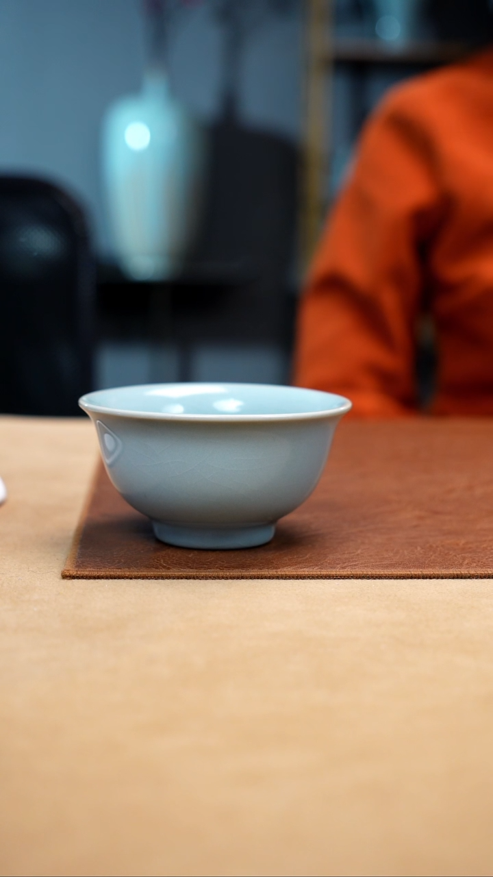 【闪购商品】珑匞天青支钉揽月杯