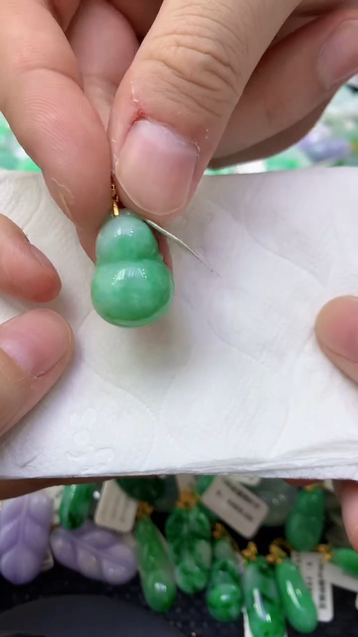 颈饰未镶嵌翡翠天然缅甸翡翠A货