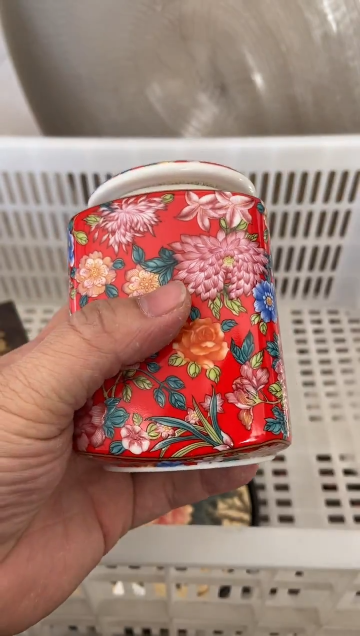 杯无运费险有瑕疵的摄影的产品有使用过的痕迹有点脏介意勿拍