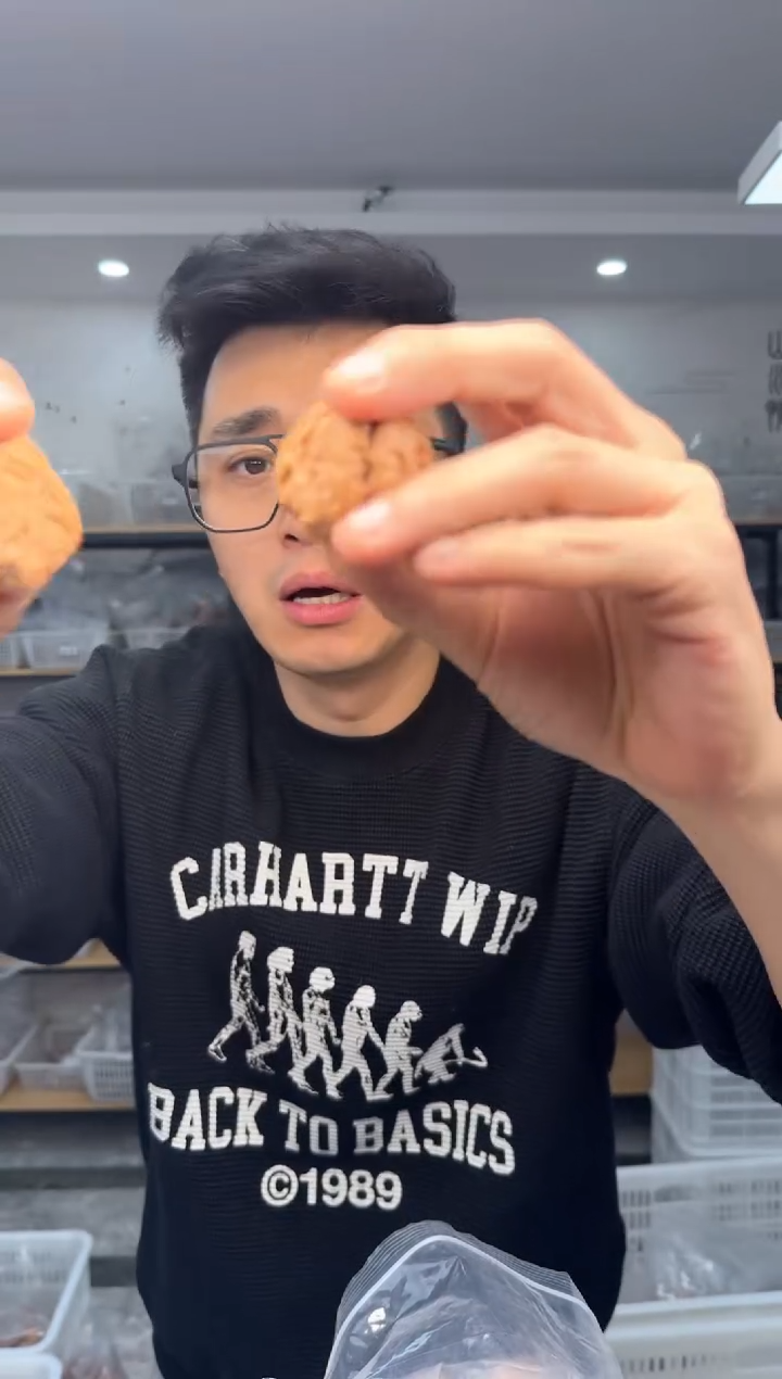 【闪购商品】文玩核桃把件36蛤蟆头