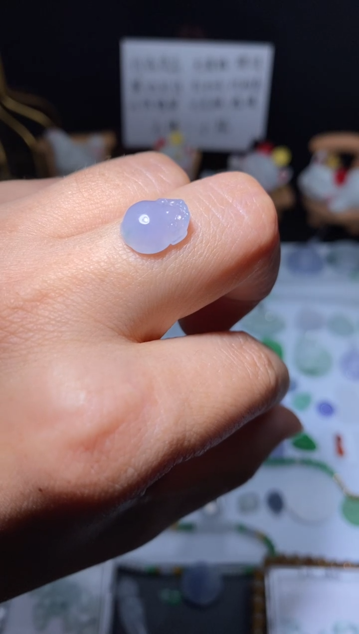 未镶嵌定制翡翠貔貅