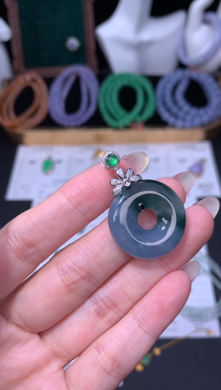 18K金镶嵌定制翡翠48小时鉴赏期 退货不扣服务费