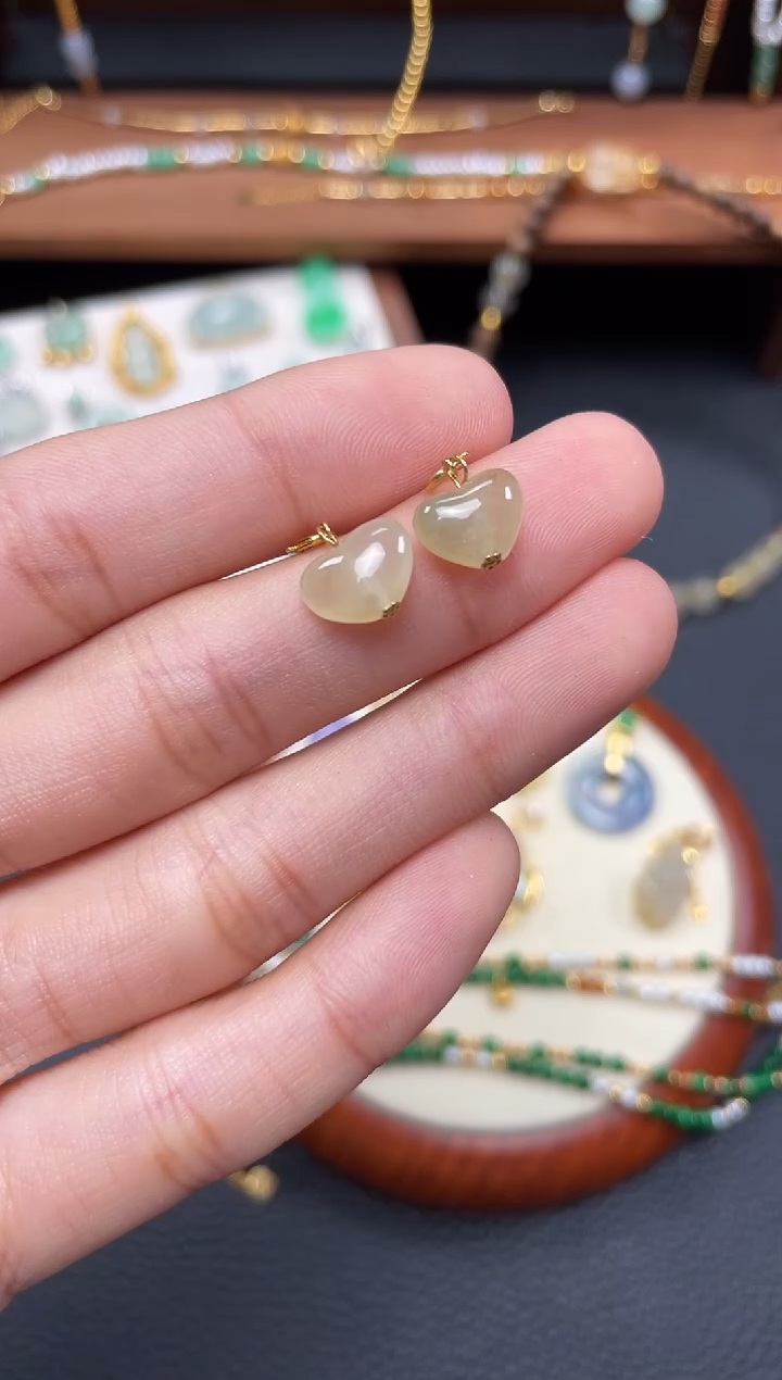 【闪购商品】翡翠吊坠(不含链)18K金镶嵌2个  JK272