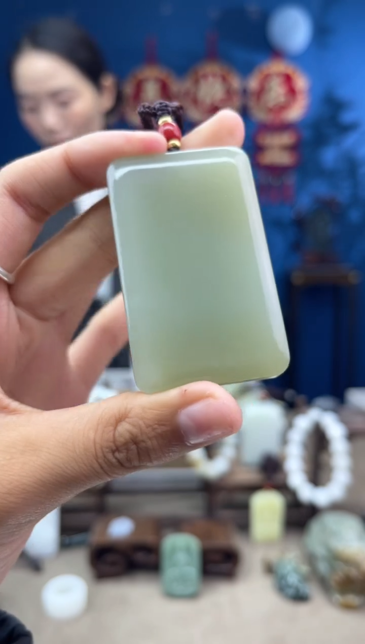 【闪购商品】和田玉颈饰未镶嵌1