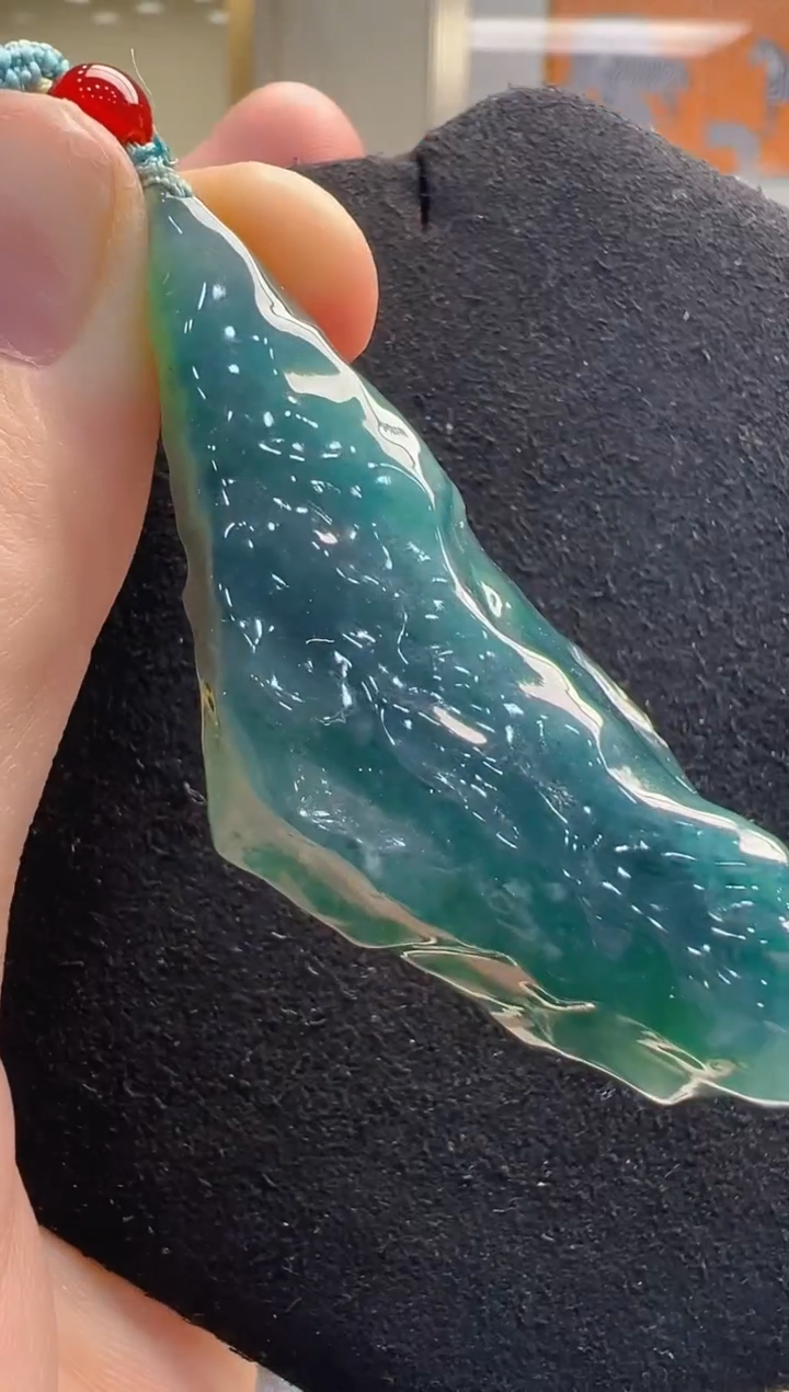 【闪购商品】翡翠吊坠(不含链)未镶嵌多样性发货拍一发一