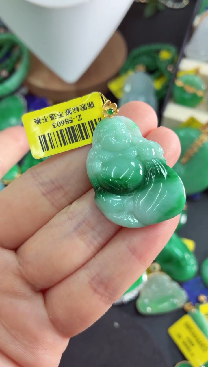 吊坠(不含链)18K金镶嵌翡翠挂件