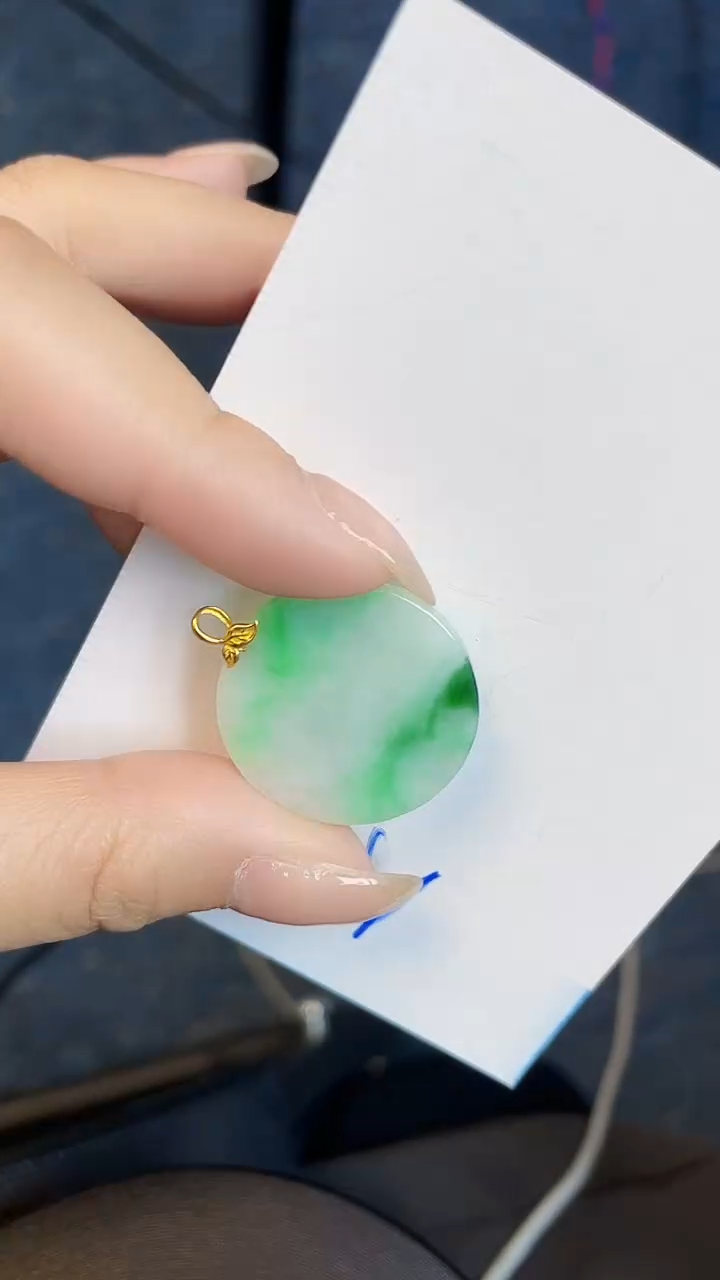 【闪购商品】翡翠颈饰18K金镶嵌00000000