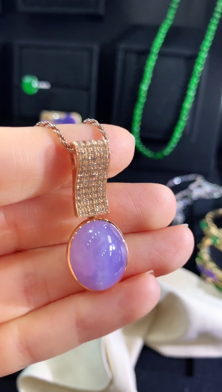 【闪购商品】翡翠吊坠(不含链)18K金镶嵌吊坠