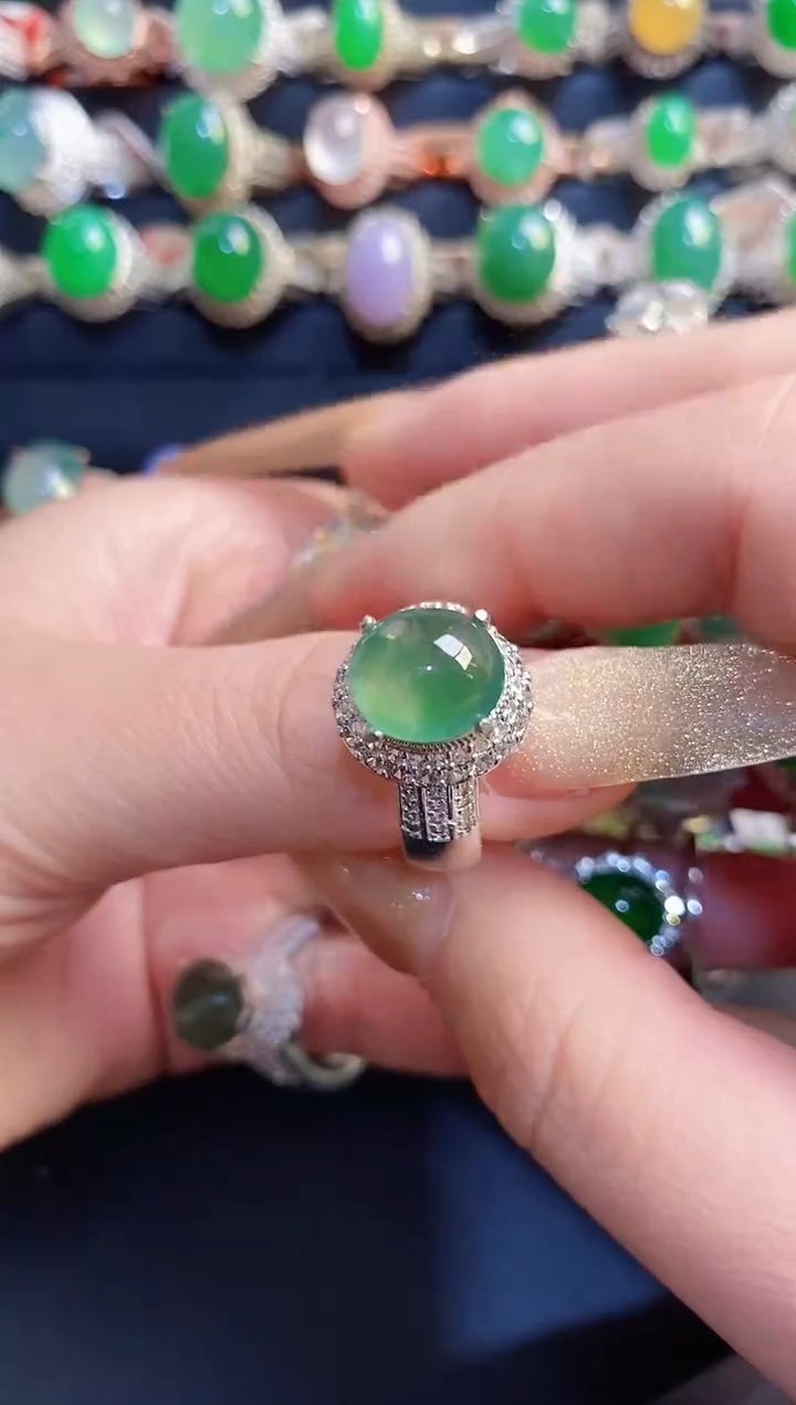 未镶嵌戒指翡翠施**意铜托