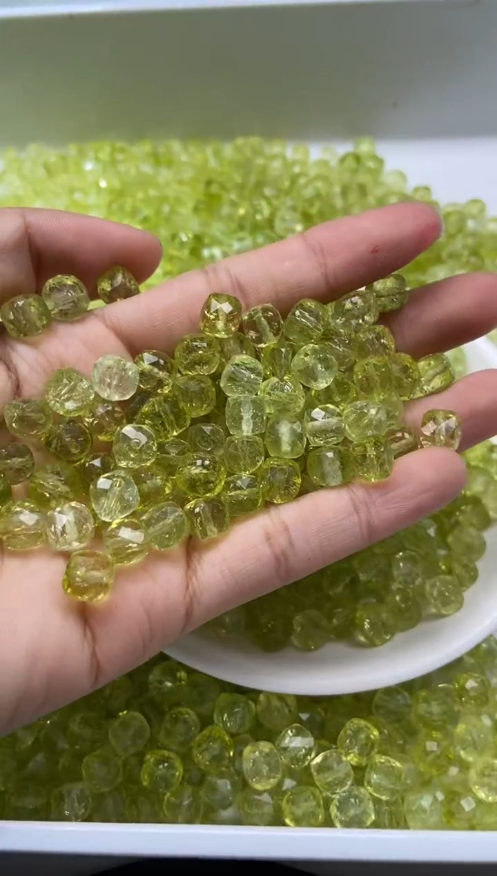 颈饰未镶嵌水晶W2883-橄榄绿碧玺方糖8mm*10颗