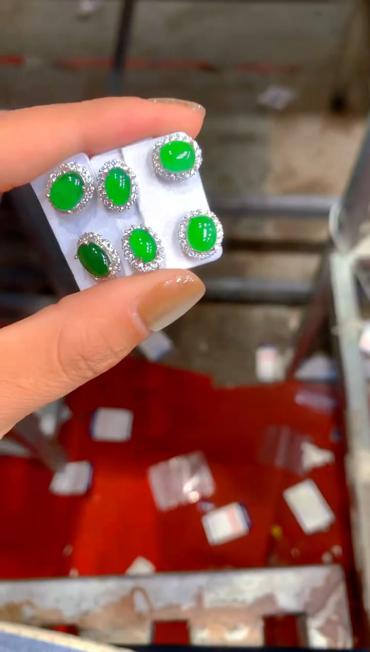 【闪购商品】定制翡翠未镶嵌42多样性发货（发其一）