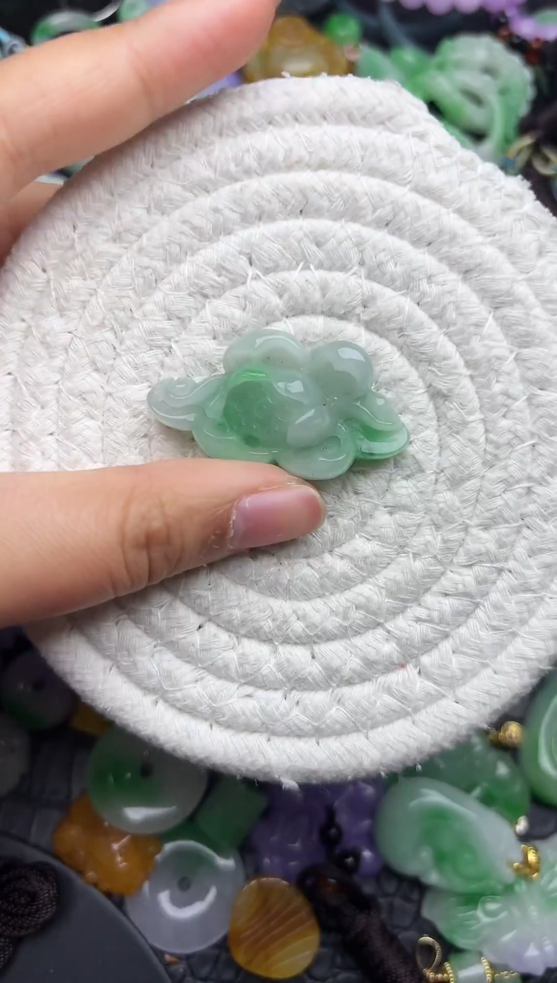颈饰未镶嵌翡翠缅甸翡翠吊坠