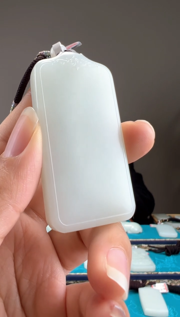 【闪购商品】和田玉未镶嵌颈饰1