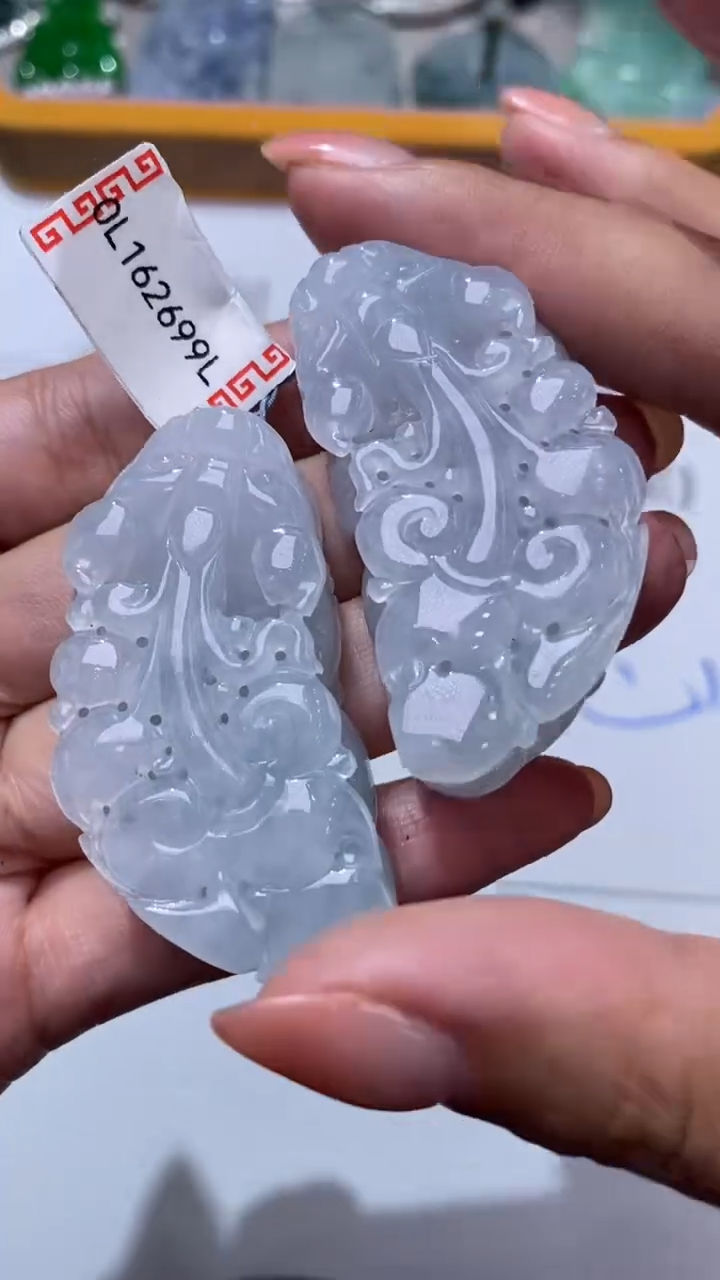 未镶嵌挂件翡翠306717