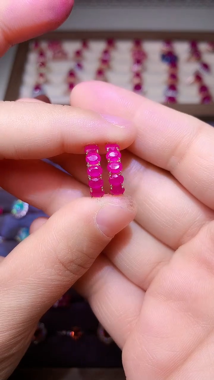 【闪购商品】红宝石耳饰银S925镶嵌000