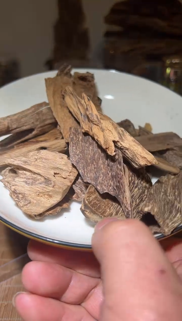 【闪购商品】沉香沉香碎屑66克左右