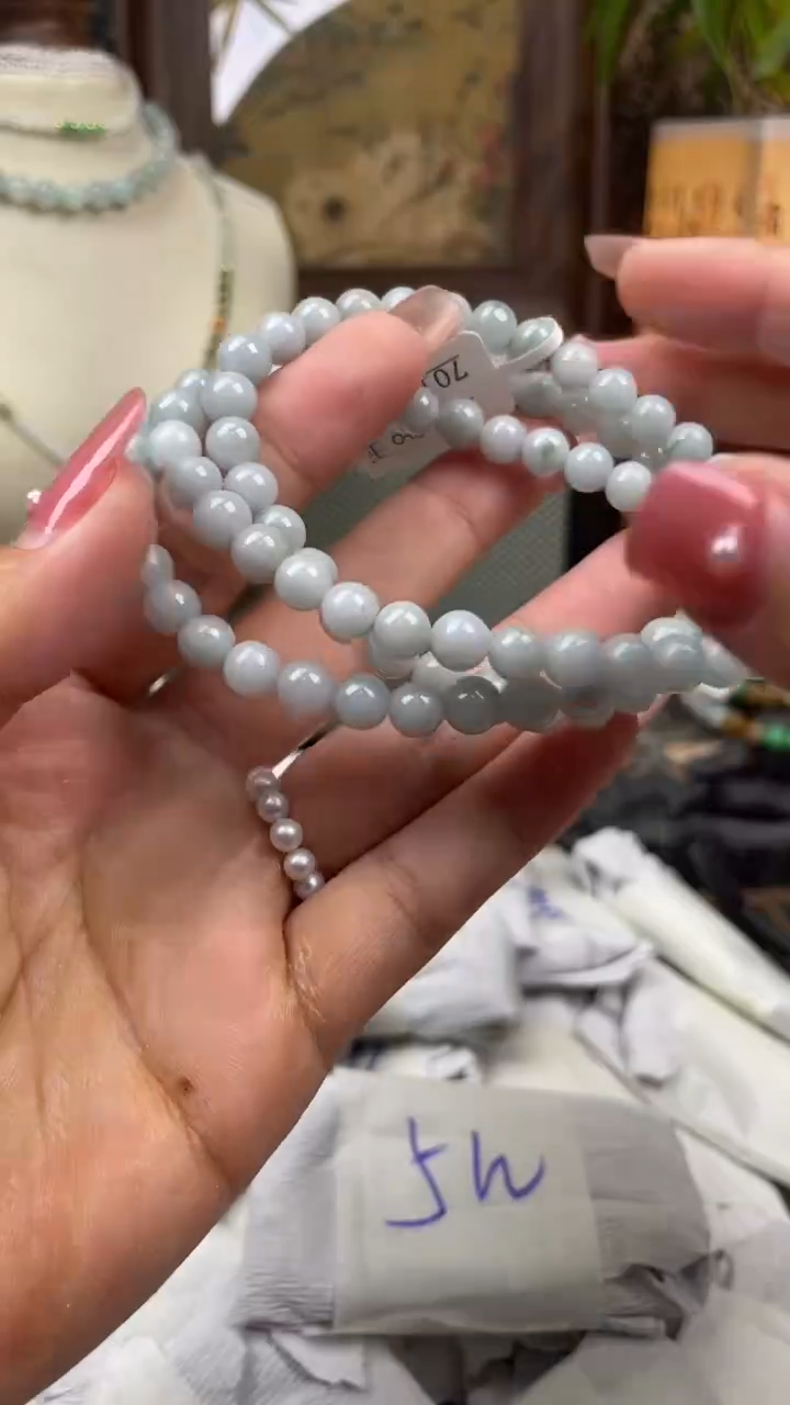 颈饰未镶嵌翡翠项链