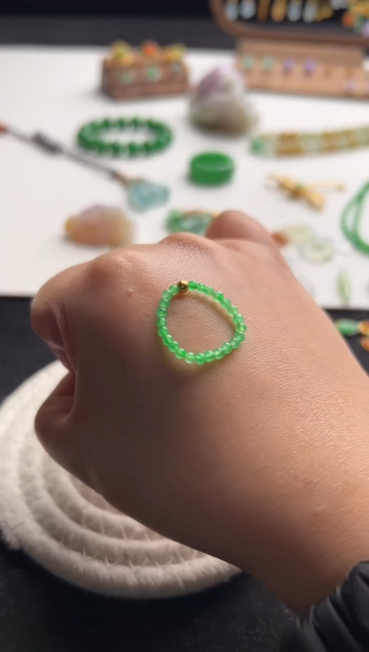 【闪购商品】翡翠裸石未镶嵌3980+398绿小米戒圈