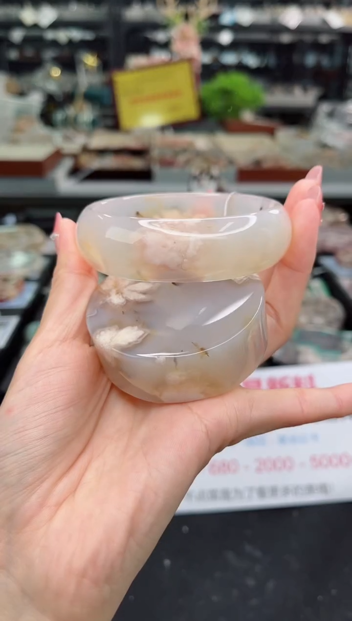 【闪购商品】石英质玉手镯未镶嵌62圈口（赠品镯心）3538299