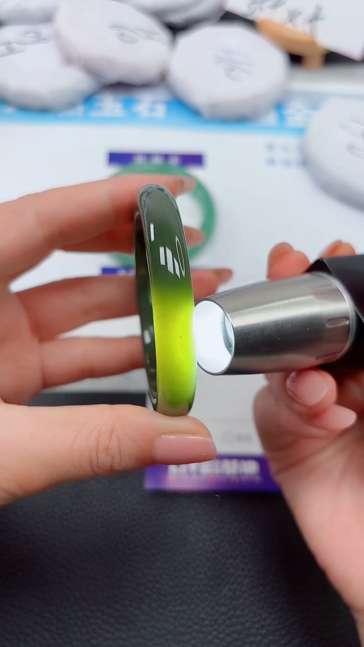 【闪购商品】和田玉手镯未镶嵌784