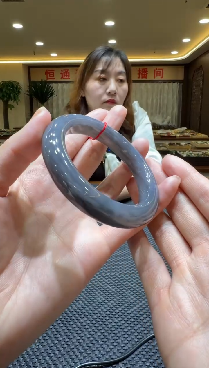 颈饰未镶嵌和田玉手镯56