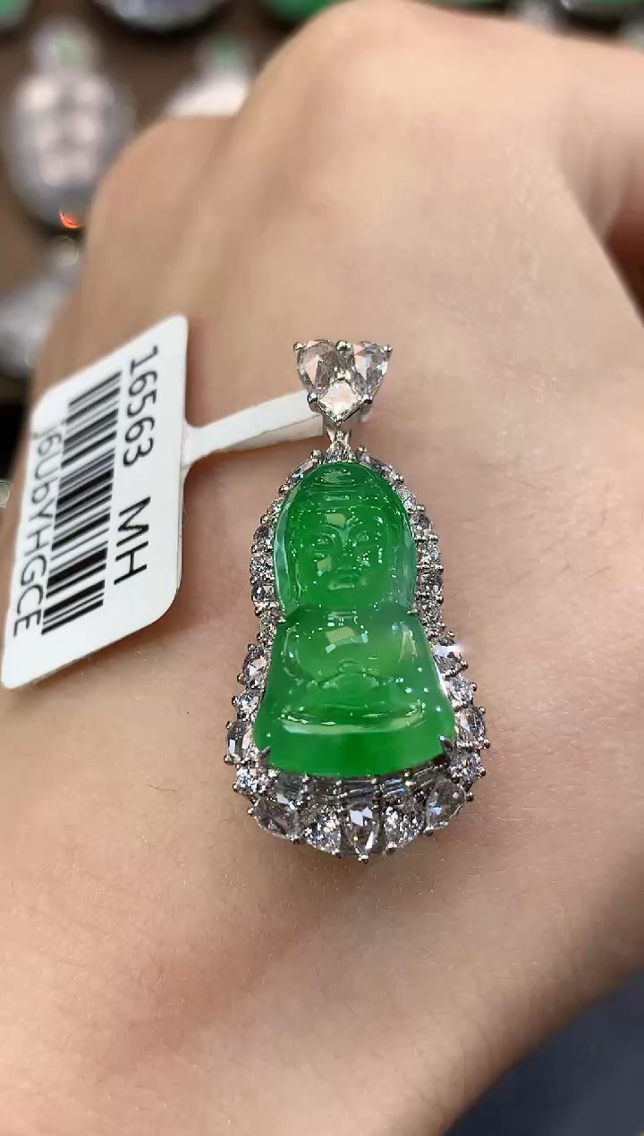 吊坠(不含链)18K金镶嵌翡翠C