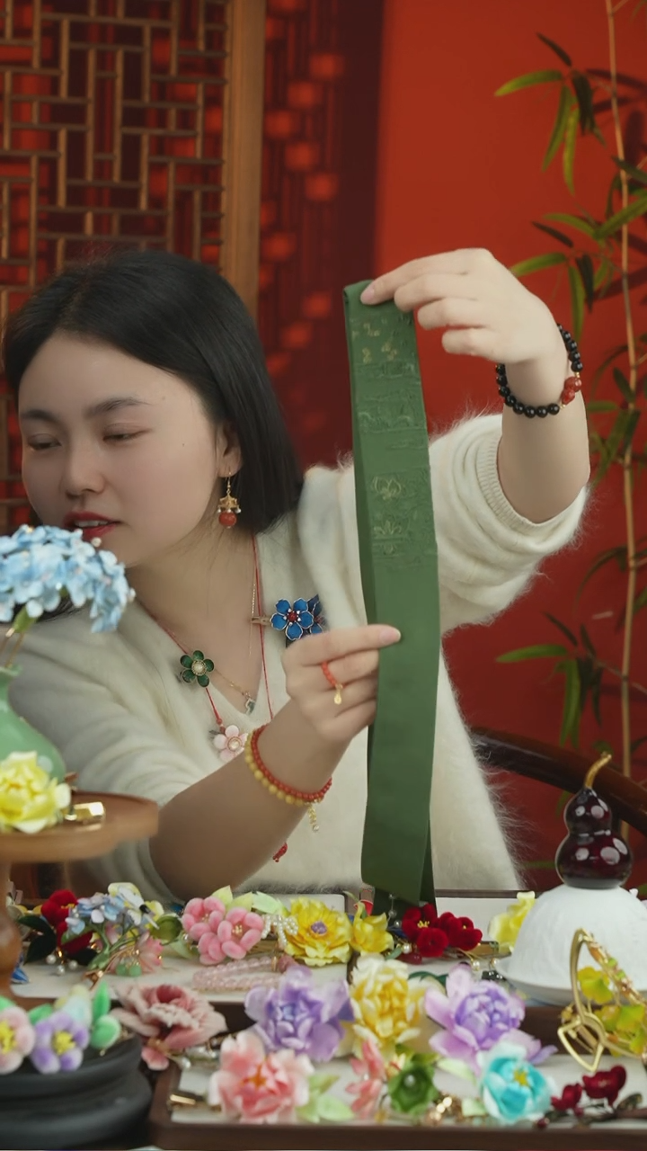 刺绣闪购纯手工非遗国风饰品