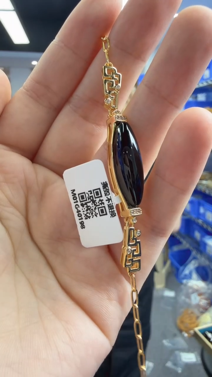 未镶嵌颈饰琥珀78秒拍号 假一罚三