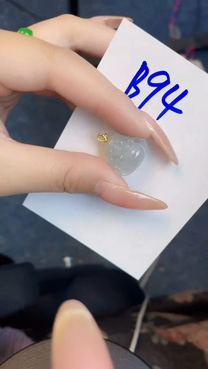 【闪购商品】翡翠颈饰18K金镶嵌00000000