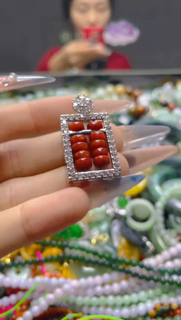 颈饰未镶嵌翡翠/Y/翡翠A货，一件也是批发价