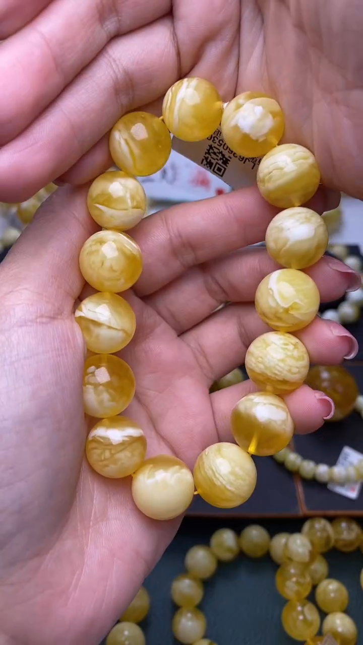 未镶嵌蜜蜡裸石葵.76