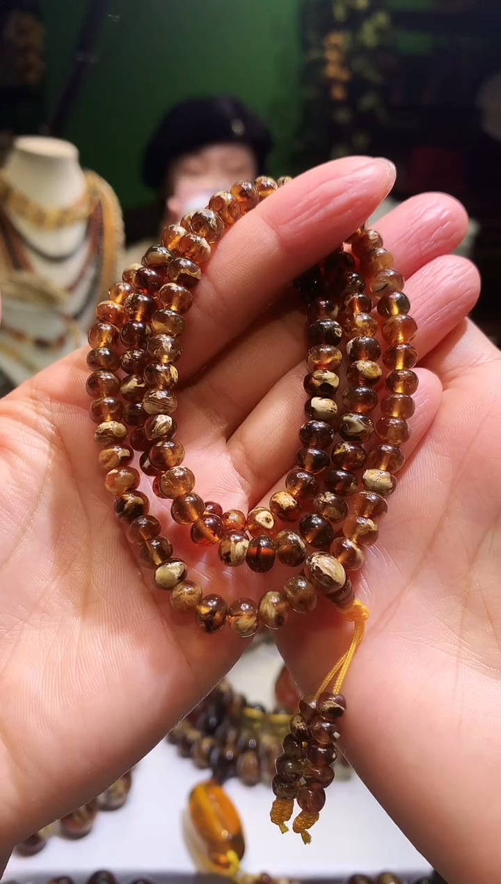 【闪购商品】琥珀裸石未镶嵌抚顺琥珀溶洞6+108