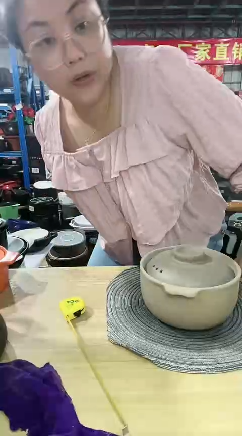【闪购商品】瑕疵1.6原陶锅带盖.....