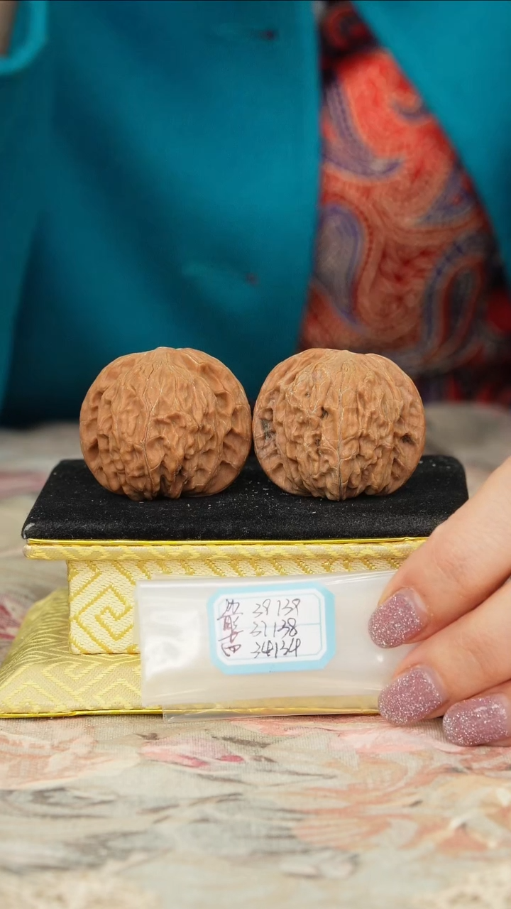 【闪购商品】文玩核桃把件磨盘